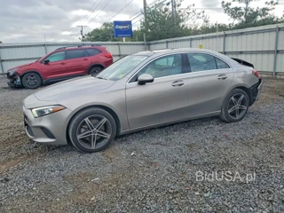 MERCEDES-BENZ A 220 4MATIC