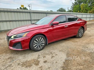 NISSAN ALTIMA SV