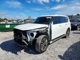 INFINITI QX80 LUXE