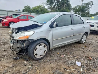 TOYOTA YARIS BASE