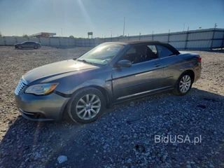 CHRYSLER 200 TOURING
