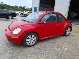 VOLKSWAGEN NEW BEETLE S