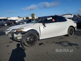 TOYOTA CAMRY XSE V6