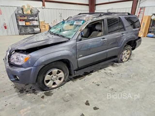TOYOTA 4RUNNER SR5