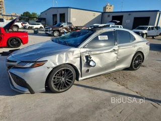 TOYOTA CAMRY XSE