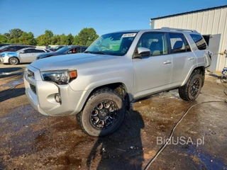 TOYOTA 4RUNNER SR5