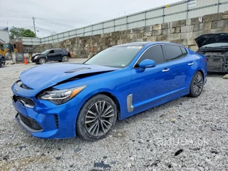 KIA STINGER PREMIUM