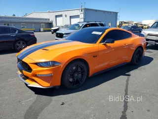 FORD MUSTANG GT