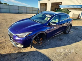 INFINITI QX30 PREMIUM