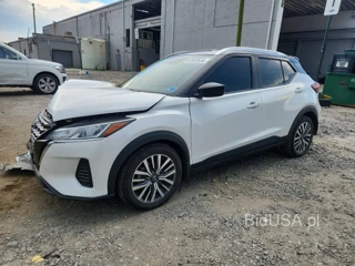 NISSAN KICKS SV