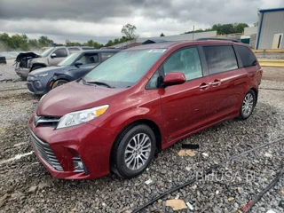 TOYOTA SIENNA XLE 8-PASSENGER