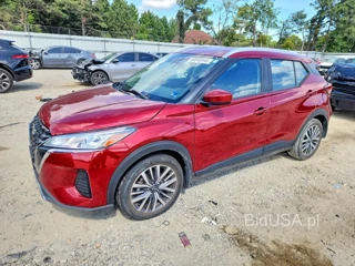 NISSAN KICKS SV