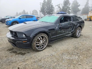 FORD MUSTANG GT