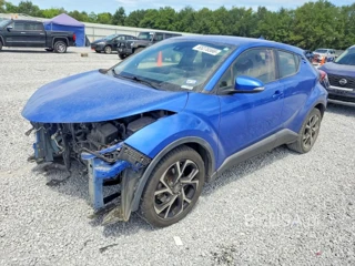 TOYOTA C-HR XLE