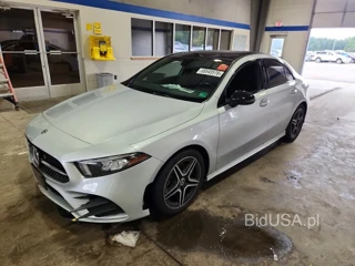 MERCEDES-BENZ A 220 4MATIC