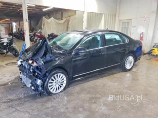 VOLKSWAGEN PASSAT SE