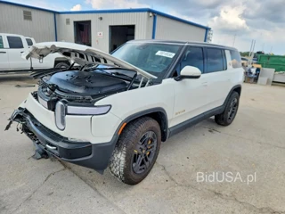 RIVIAN R1S LAUNCH EDITION