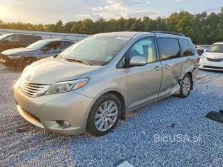 TOYOTA SIENNA LIMITED 7-PASSENGER