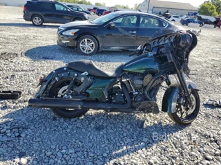 HARLEY-DAVIDSON FLHXS