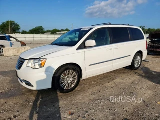 CHRYSLER TOWN & COUNTRY TOURING L