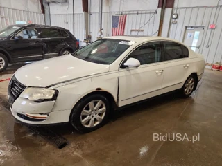 VOLKSWAGEN PASSAT 2.0T