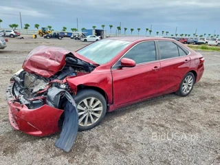 TOYOTA CAMRY XLE
