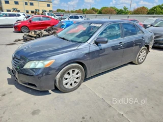 TOYOTA CAMRY HYBRID