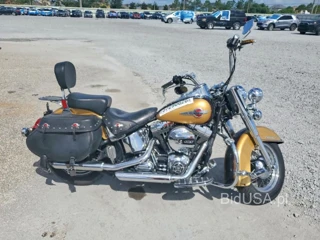 HARLEY-DAVIDSON FLSTC HERITAGE SOFTAIL CLASSIC