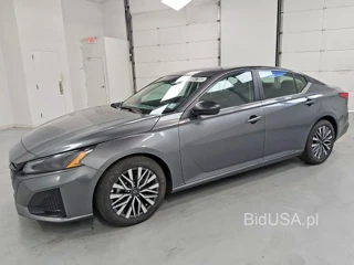 NISSAN ALTIMA SV
