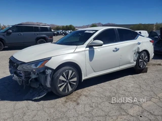 NISSAN ALTIMA SV
