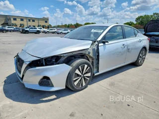 NISSAN ALTIMA SV