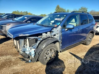 SUBARU FORESTER PREMIUM