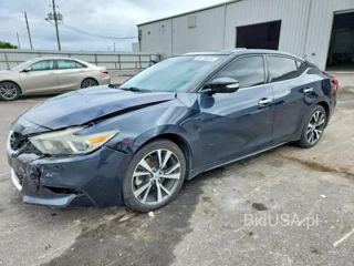 NISSAN MAXIMA PLATINUM