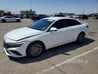 HYUNDAI ELANTRA BLUE