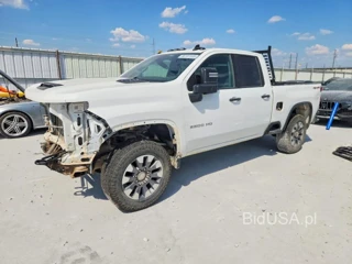 CHEVROLET SILVERADO K2500 CUSTOM
