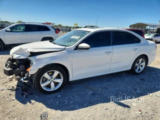 VOLKSWAGEN PASSAT SE