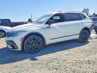 VOLKSWAGEN TIGUAN SE R-LINE BLACK