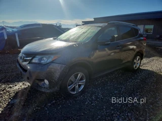 TOYOTA RAV4 XLE