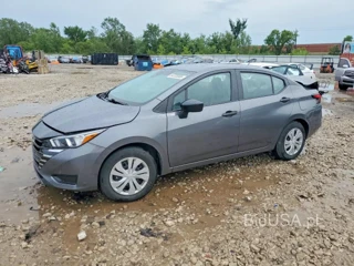 NISSAN VERSA S