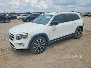 MERCEDES-BENZ GLB 250