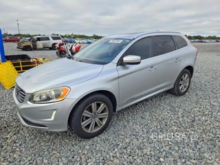 VOLVO XC60 T5 INSCRIPTION