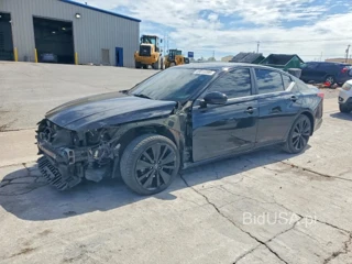 NISSAN ALTIMA SR