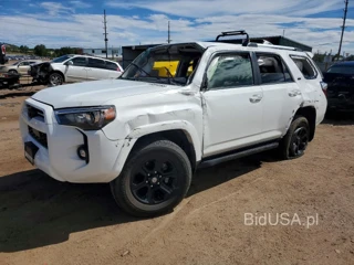 TOYOTA 4RUNNER SR5 PREMIUM
