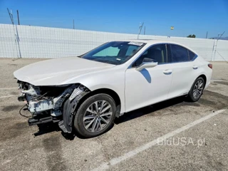 LEXUS ES 300H BASE