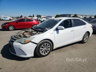 TOYOTA CAMRY HYBRID LE