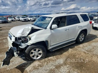 TOYOTA 4RUNNER SR5