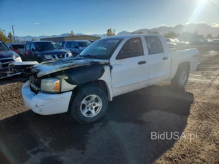 DODGE DAKOTA QUAD SLT