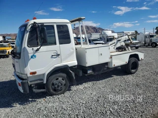 NISSAN DIESEL UD2000