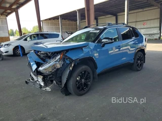 TOYOTA RAV4 XSE