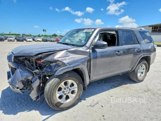 TOYOTA 4RUNNER SR5